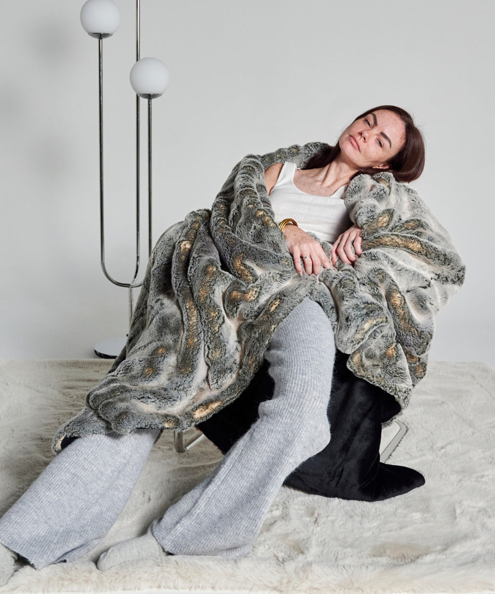 Plaid Fausse fourrure Frisson Sombre gris