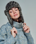 chapka fourrure leopard gris