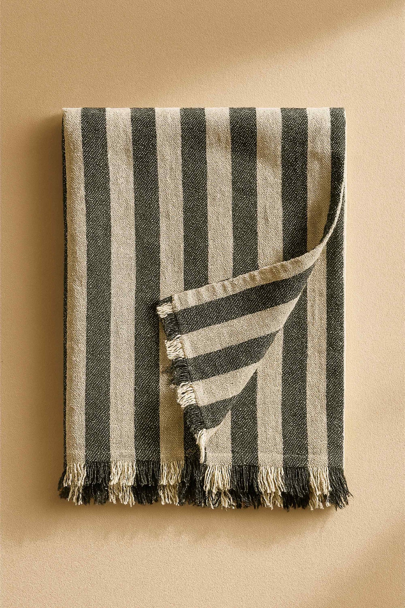 Fouta Rayée Grise thumbnail 2