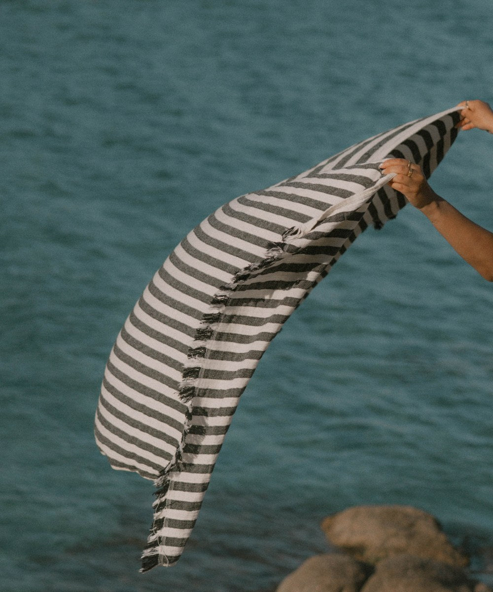 Fouta Rayée Grise thumbnail 6