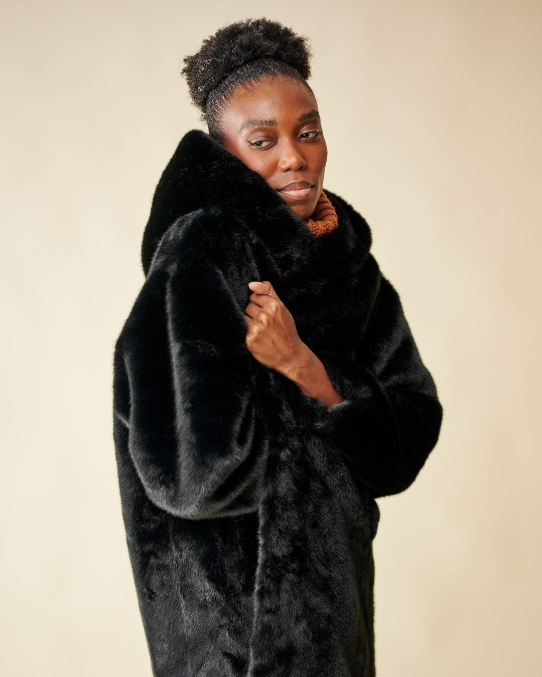 Manteau fausse fourrure Noir thumbnail 5