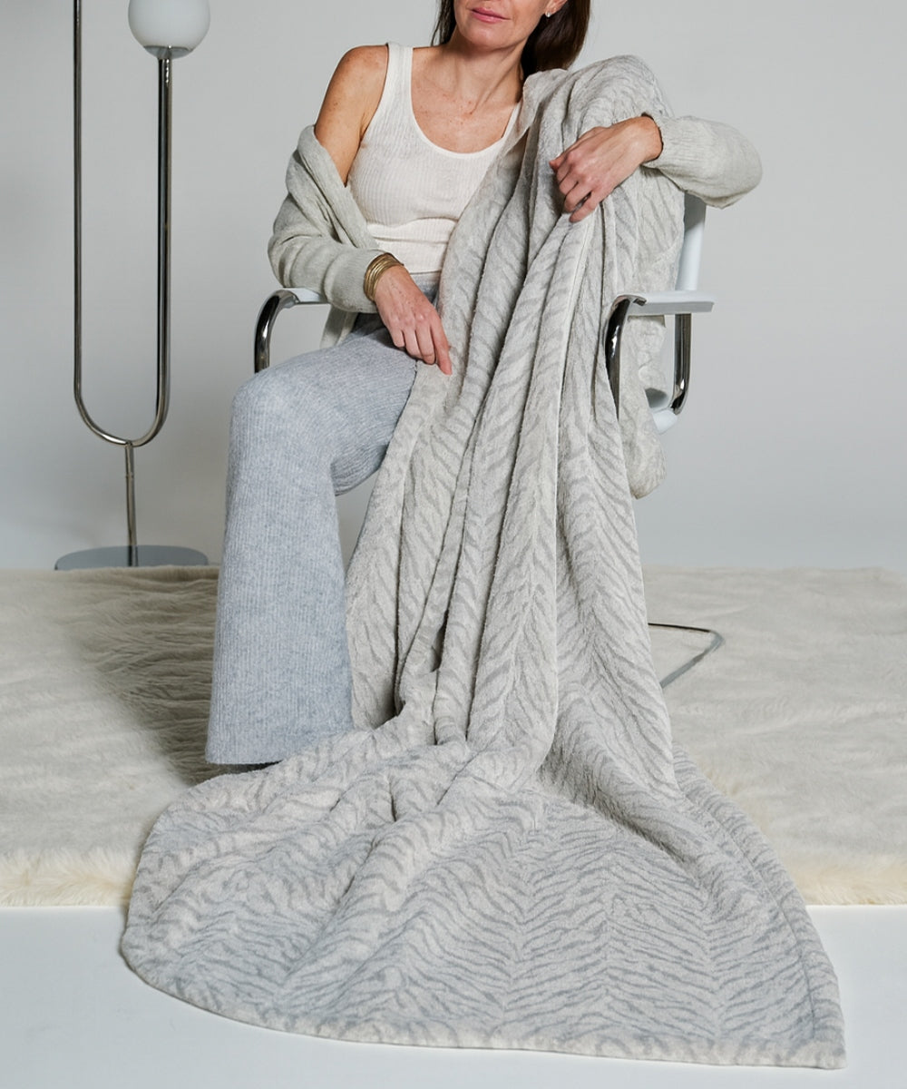 Plaid polaire - Tigre gris thumbnail 2