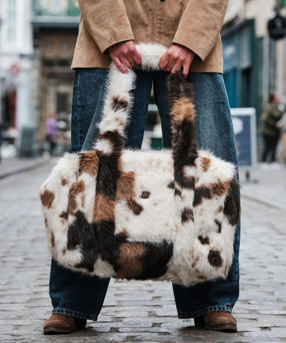 sac weekend motif vache fourrure
