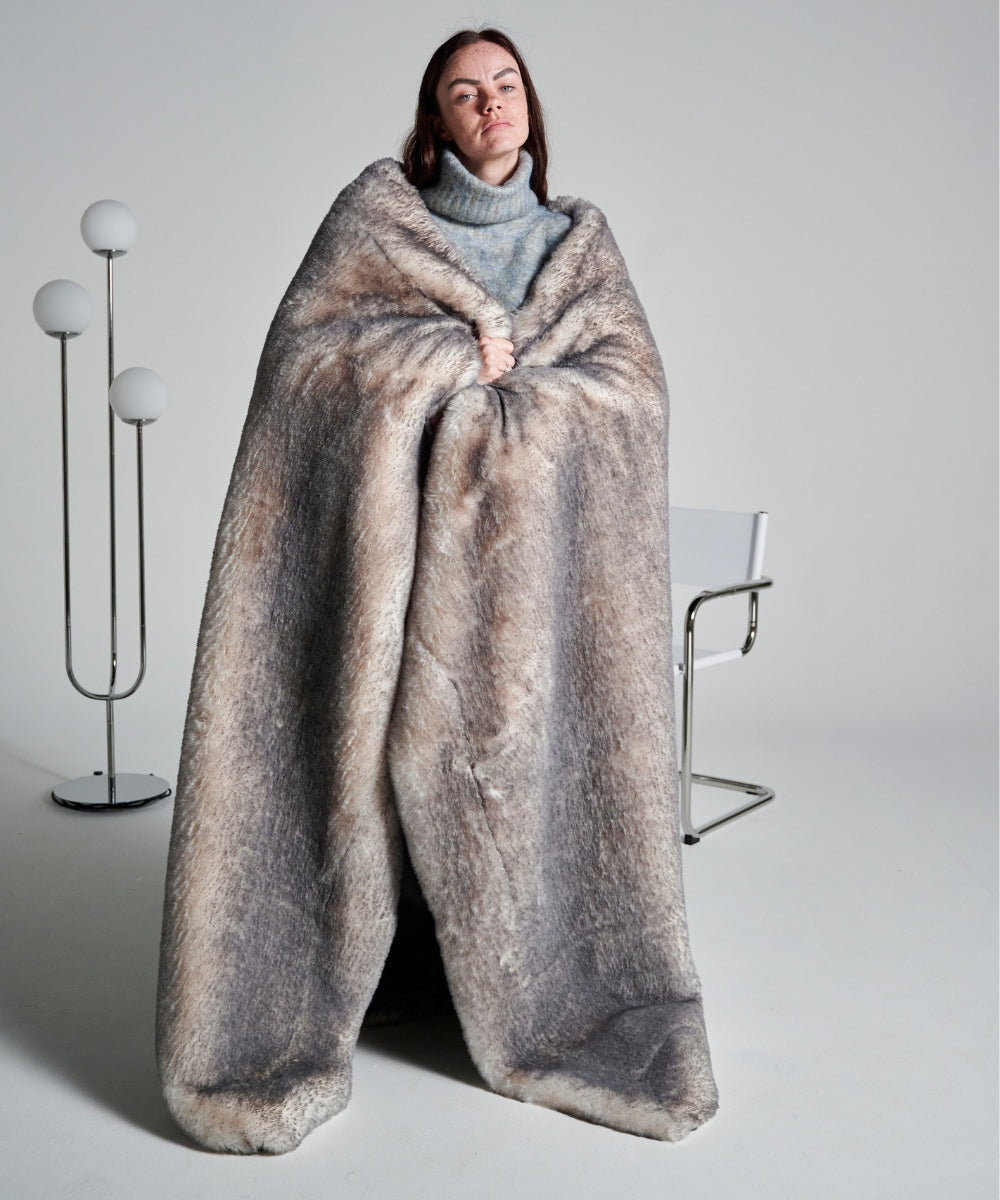 Sensation grey faux fur throw thumbnail 2