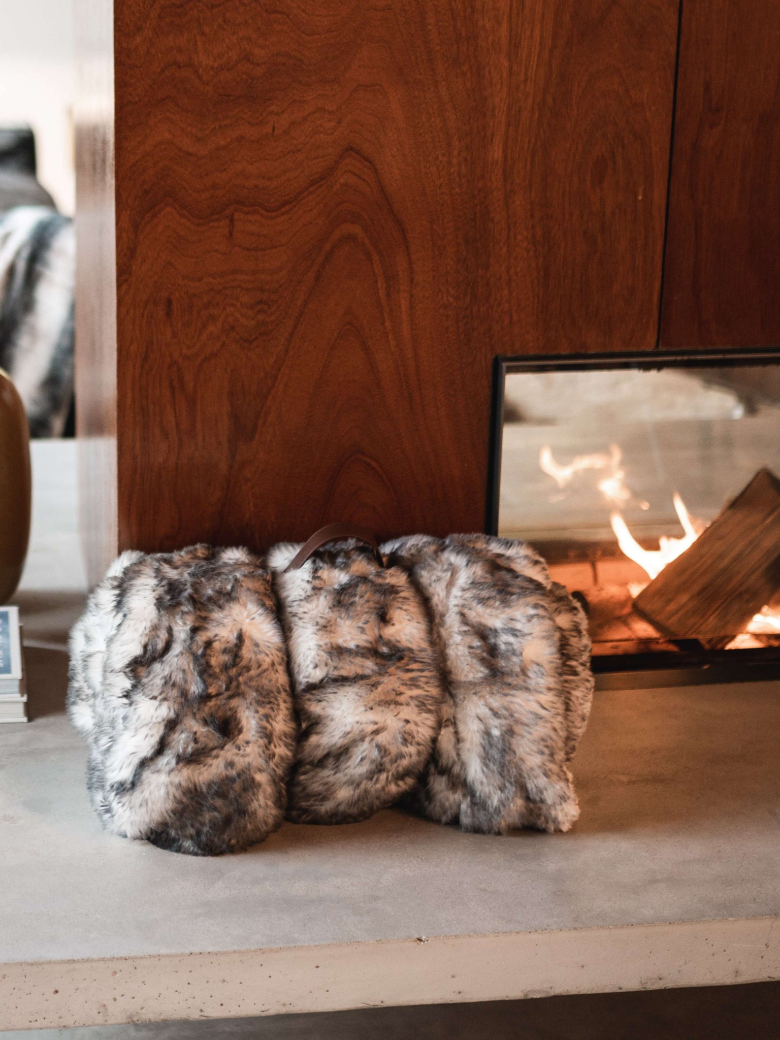 Sensation grey faux fur throw thumbnail 6