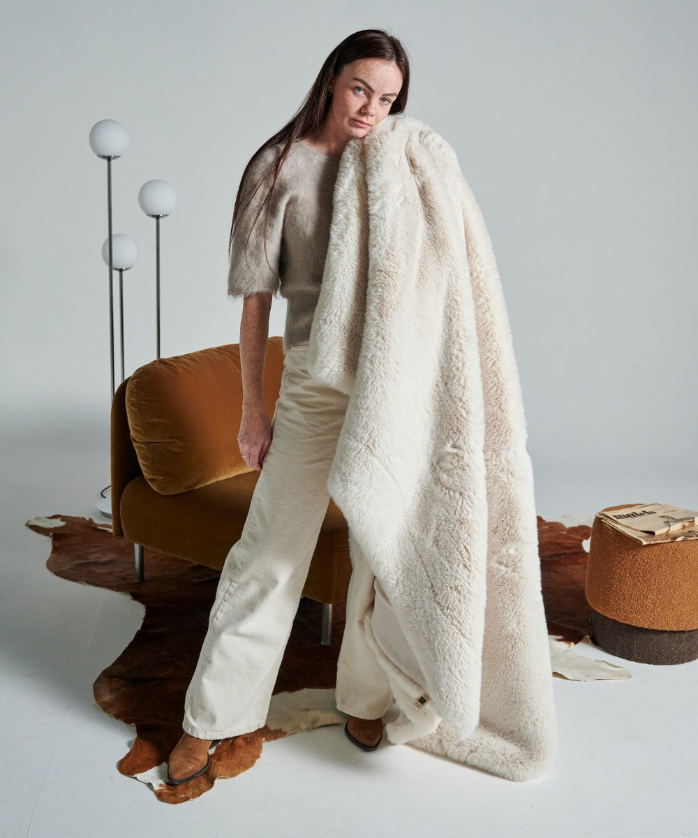 Plaid Fausse fourrure Polar Bear beige thumbnail 2