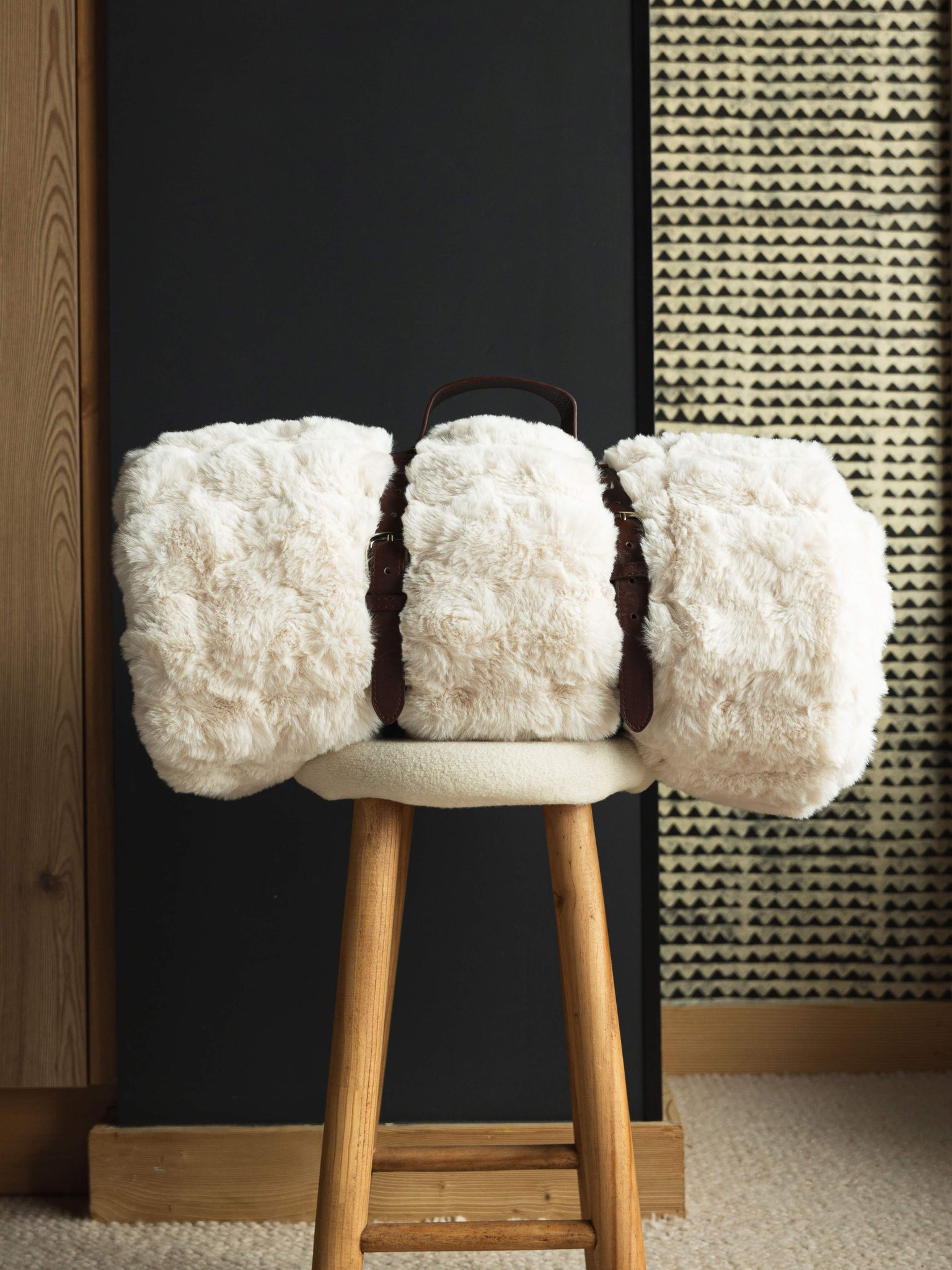 Vegan leather straps thumbnail 2