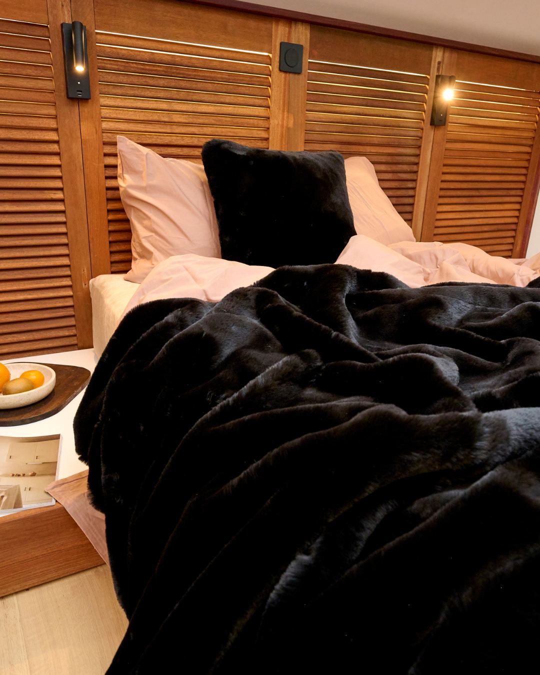 Couvre-lit Fausse Fourrure Panthère Noire thumbnail 3