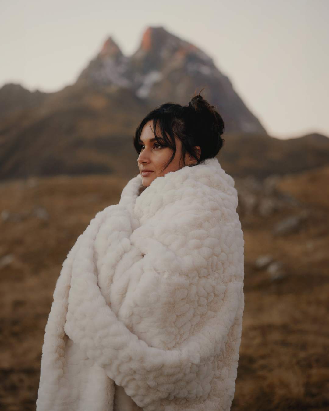 Plaid Fausse fourrure - Galet blanc thumbnail 7