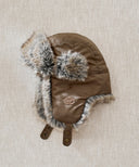 Chapka fourrure marron waro posé à plat