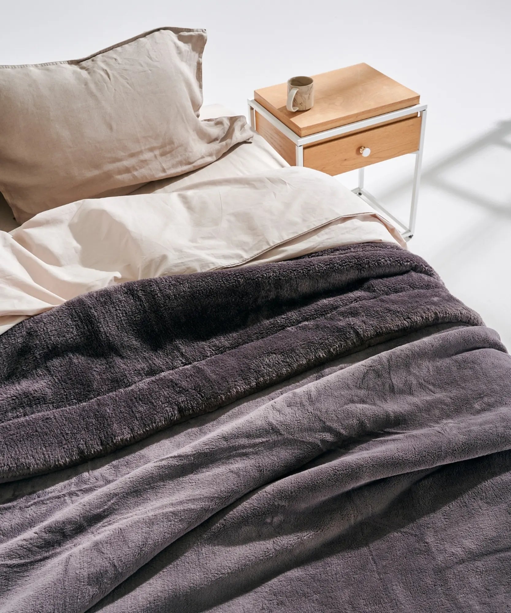 King Size Bedspread Grey thumbnail 2