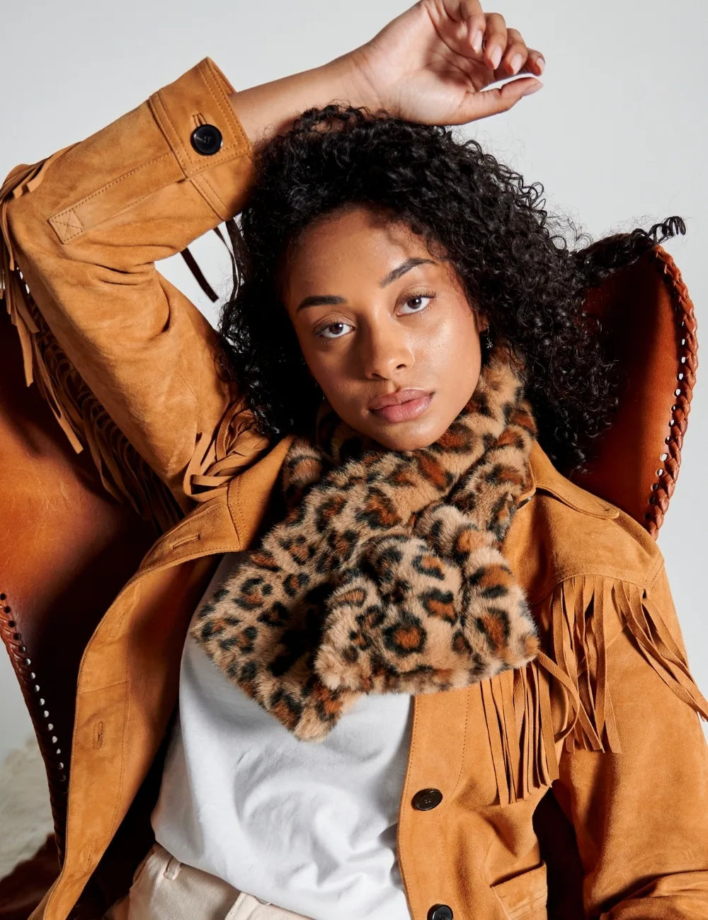 Faux fur scarf - Leopard Premium thumbnail 2