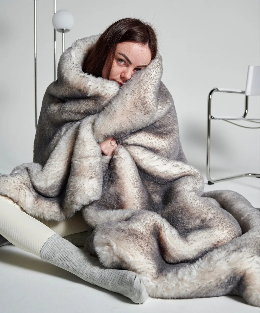Sensation grey faux fur throw thumbnail 9