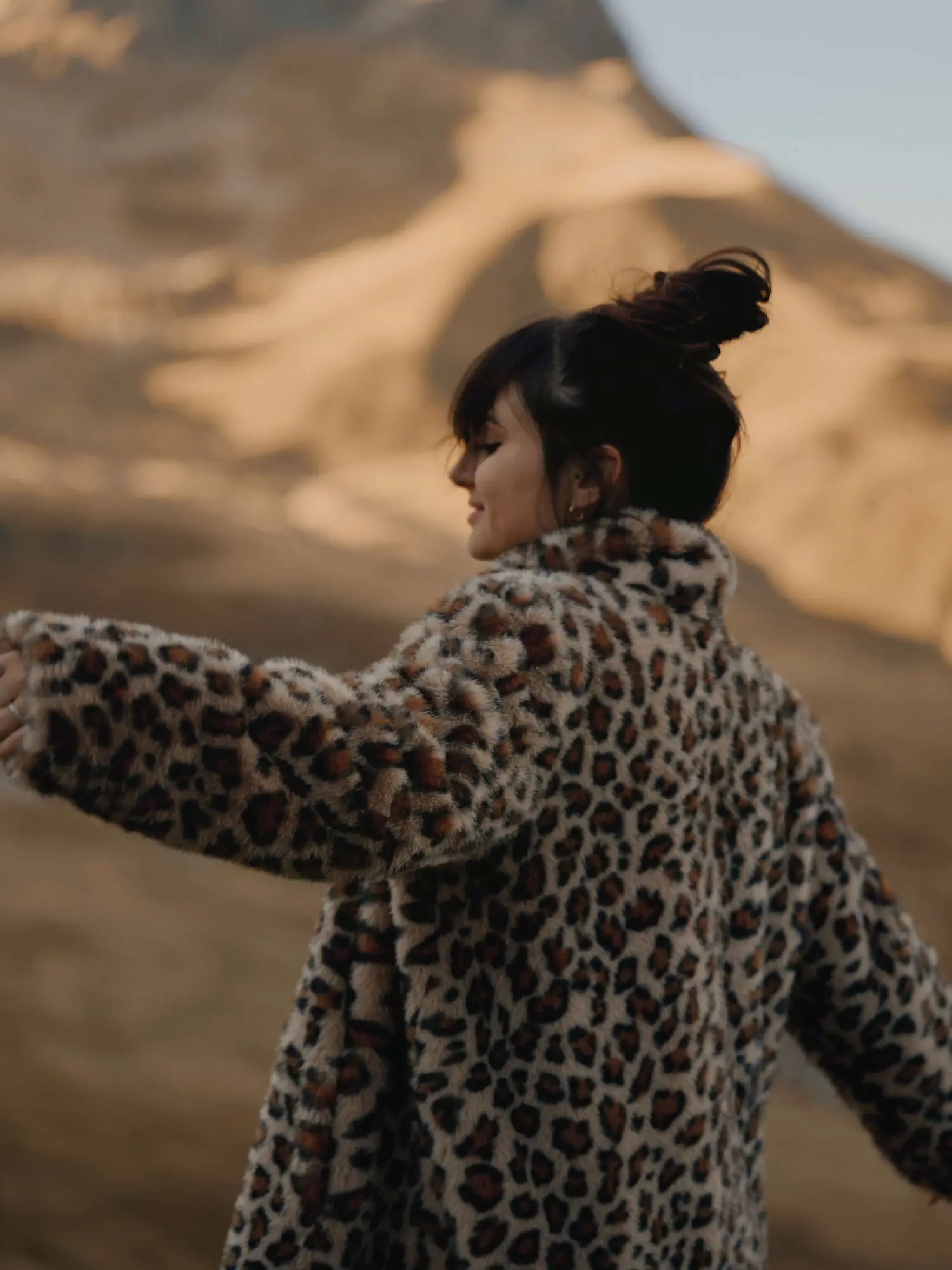 Leopard faux fur coat thumbnail 5