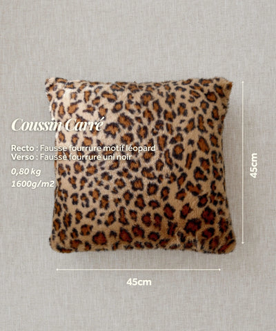 Coussin fourrure leopard waro posé à plat