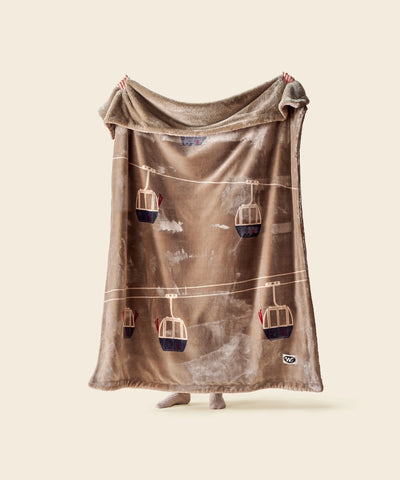 Waro gondola fleece blanket stretched by one person 
