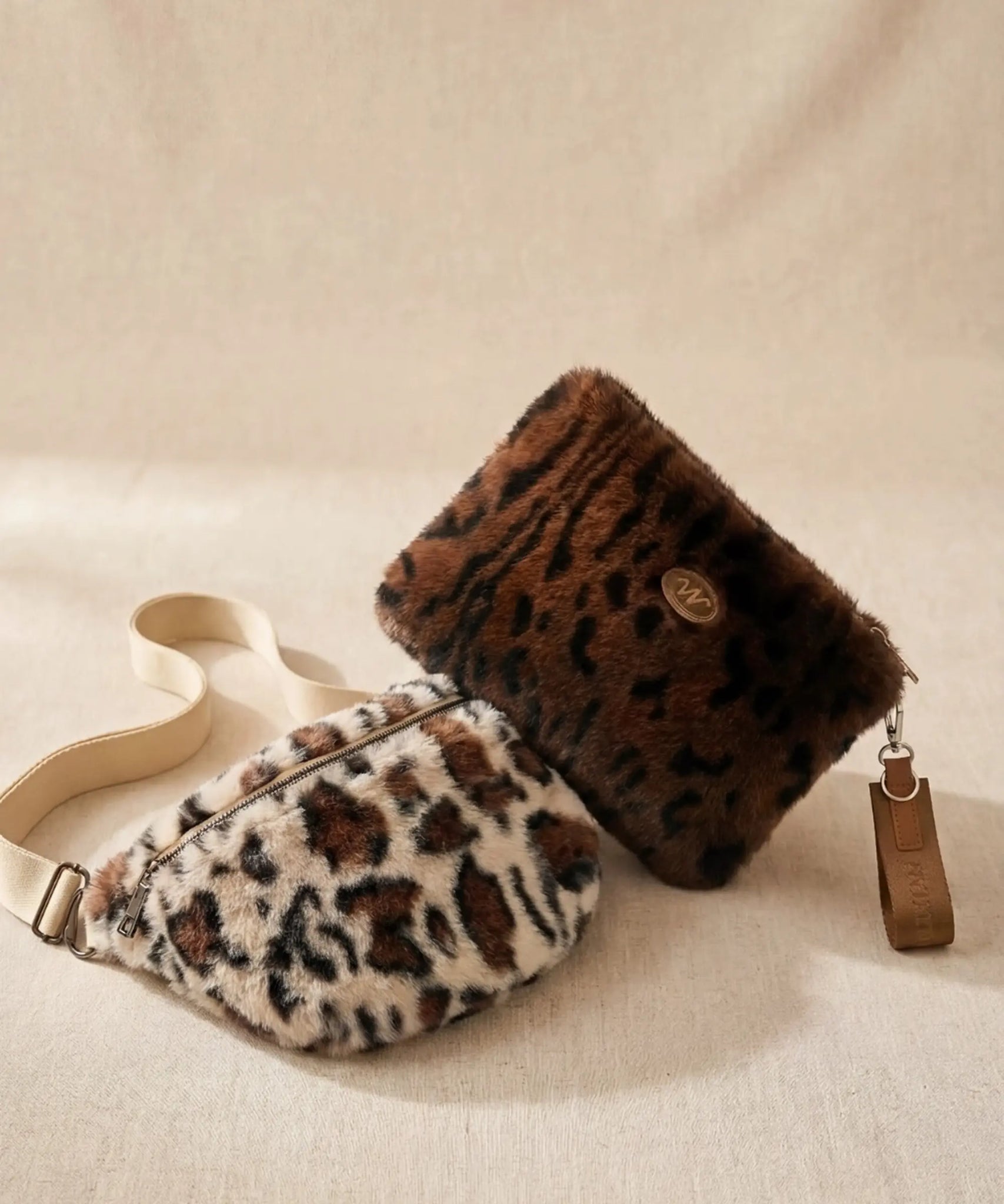 Leopard Brown Zipped Pouch thumbnail 2