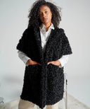 Schwarzer Bouclé-Umhang