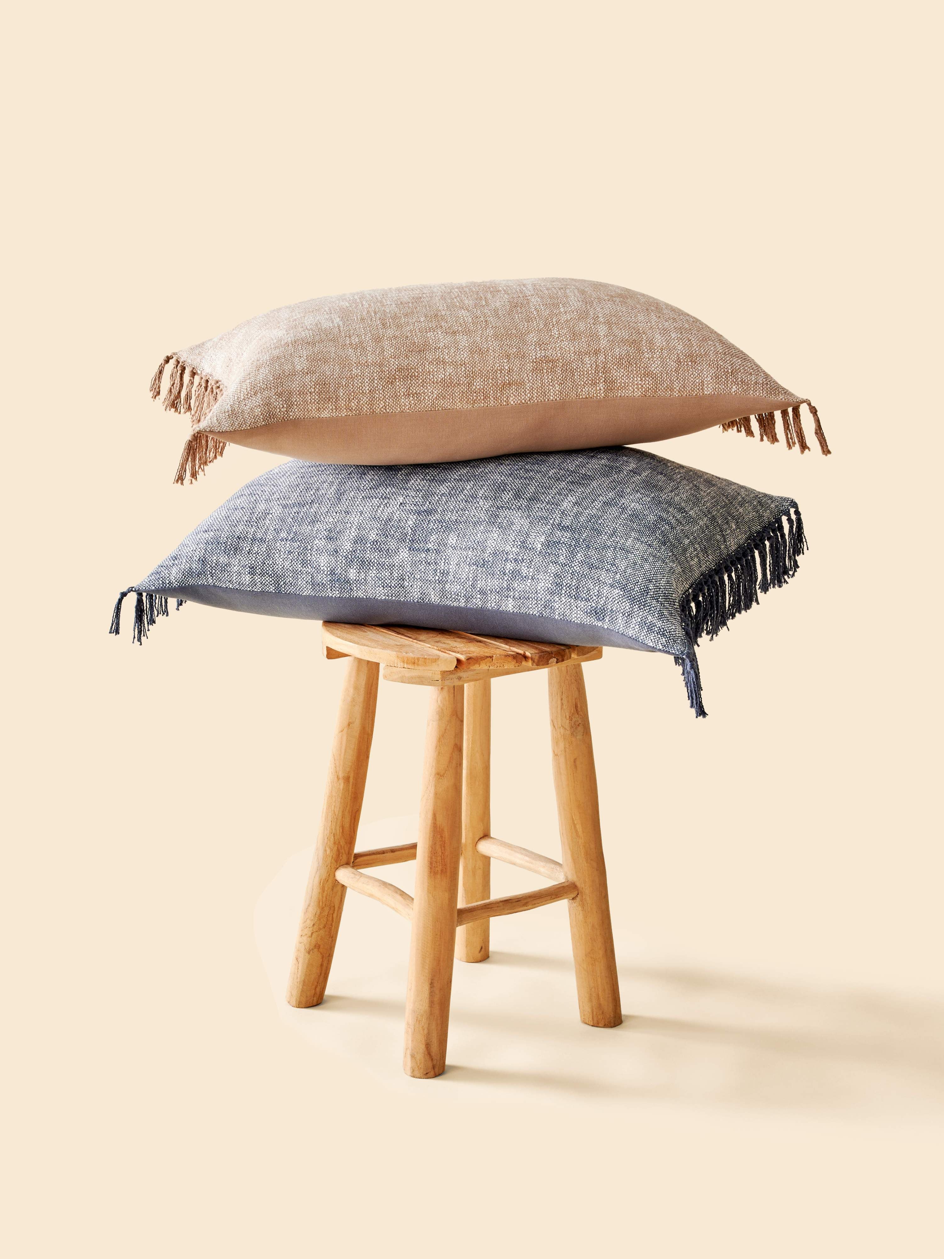 Coussin coton - Beige ou Indigo - BRADERIE