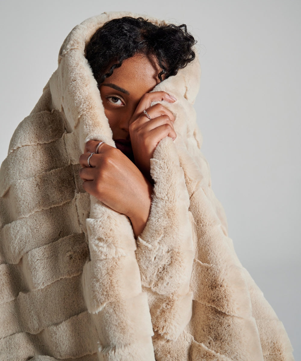 Plaid Fausse Fourrure - Dune thumbnail 4