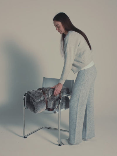 Plaid Fausse fourrure Frisson Sombre gris