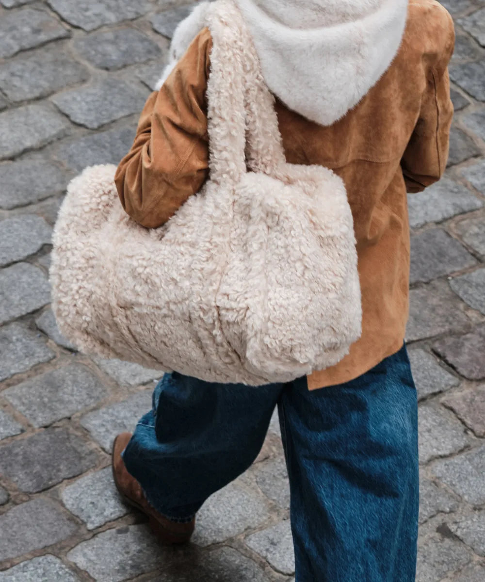 Weekender Bag - Teddy Beige thumbnail 3