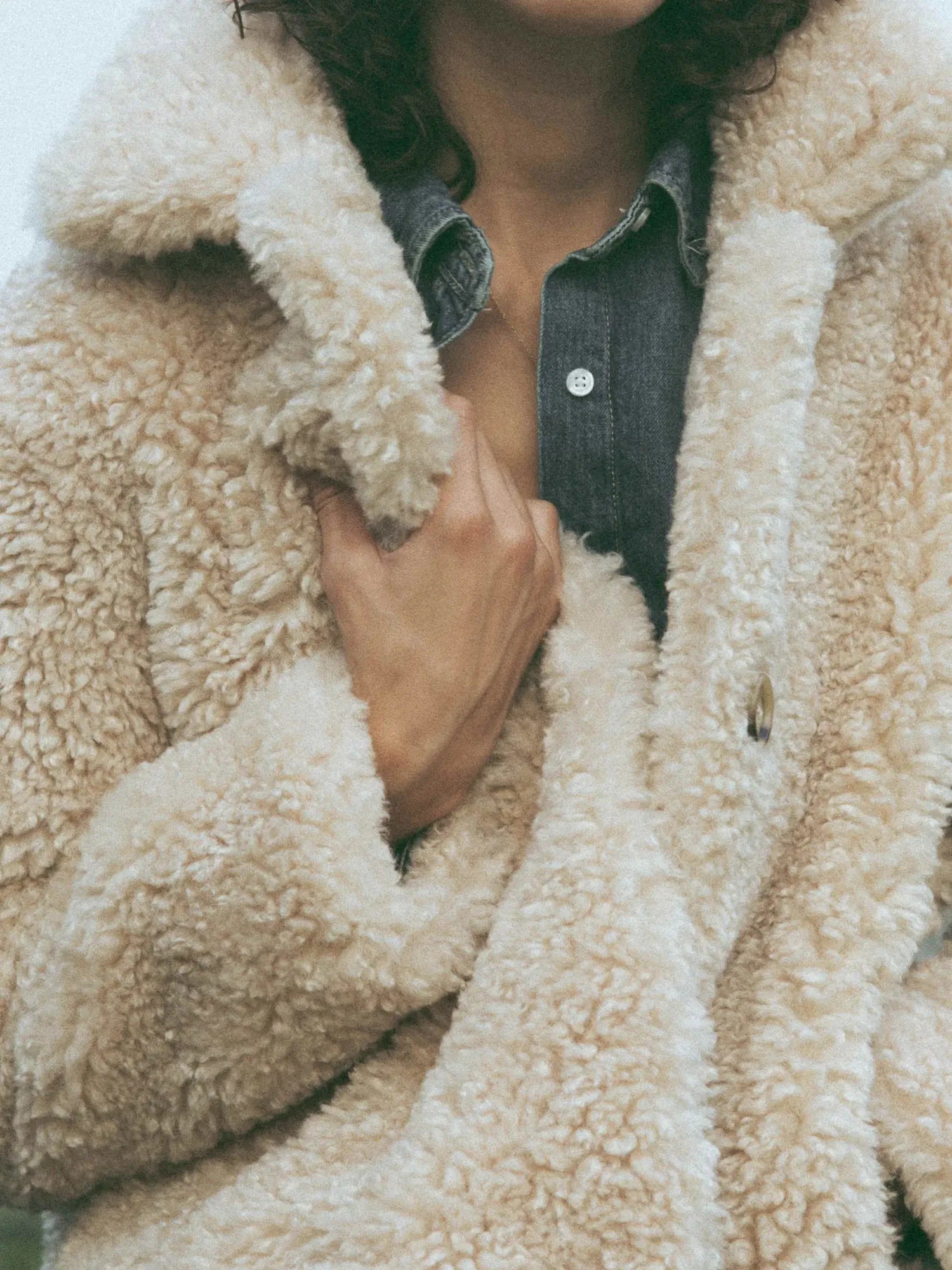 Teddy Bear beige faux fur coat thumbnail 3